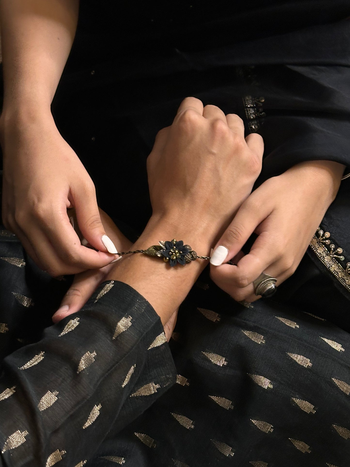 Celestial shimmer Single Rakhi - Black