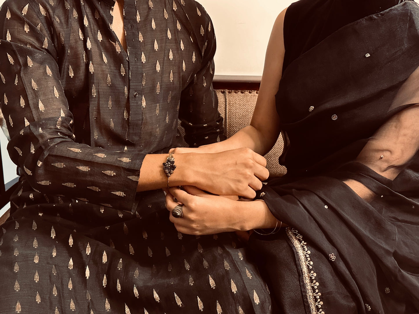 Celestial shimmer Single Rakhi - Black