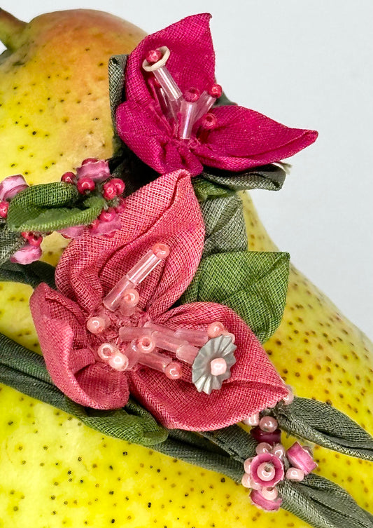 Bougainvillea Dori Single Rakhi - Rani Pink