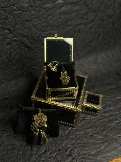 Celestial shimmer Rakhi Loomba Set - Gold